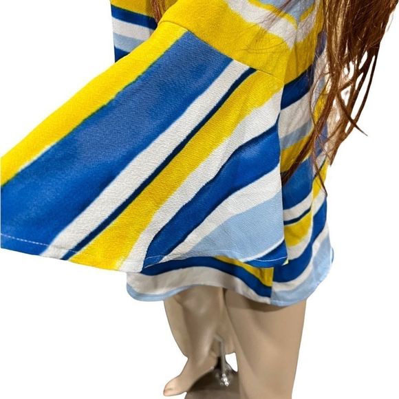 Size 16W striped top by Jessica London amazing detailed flared sleeves HOST PICK - Picture 4 of 5